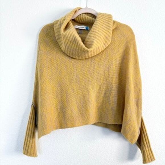 Sparrow Sweaters - Sparrow Cashmere Wrap Shrug Gold Anthropologie XS Cozy Luxury Boho Chic Timeless